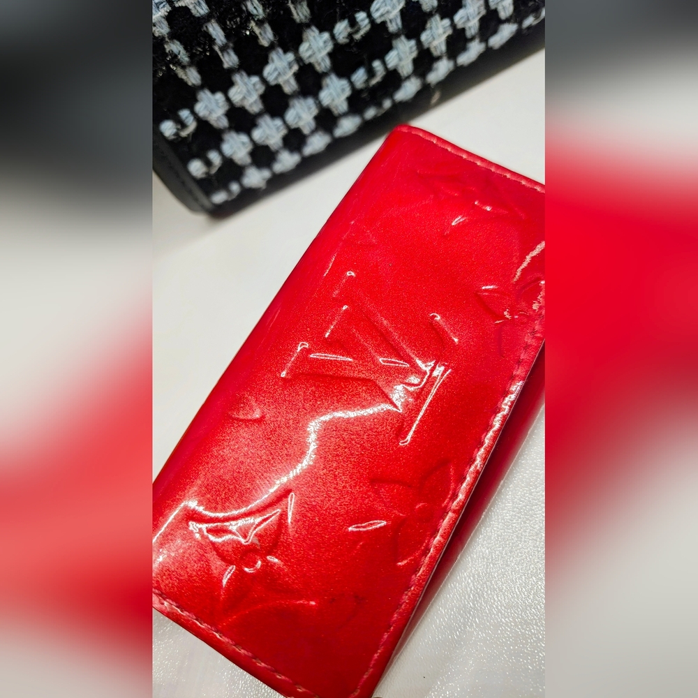 Louis Vuitton Metallic Flake Red Patent Leather 4 Key ring holder Wallet
